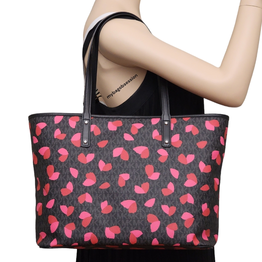 Michael Kors Carter LG Tote - Picture 2 of 8